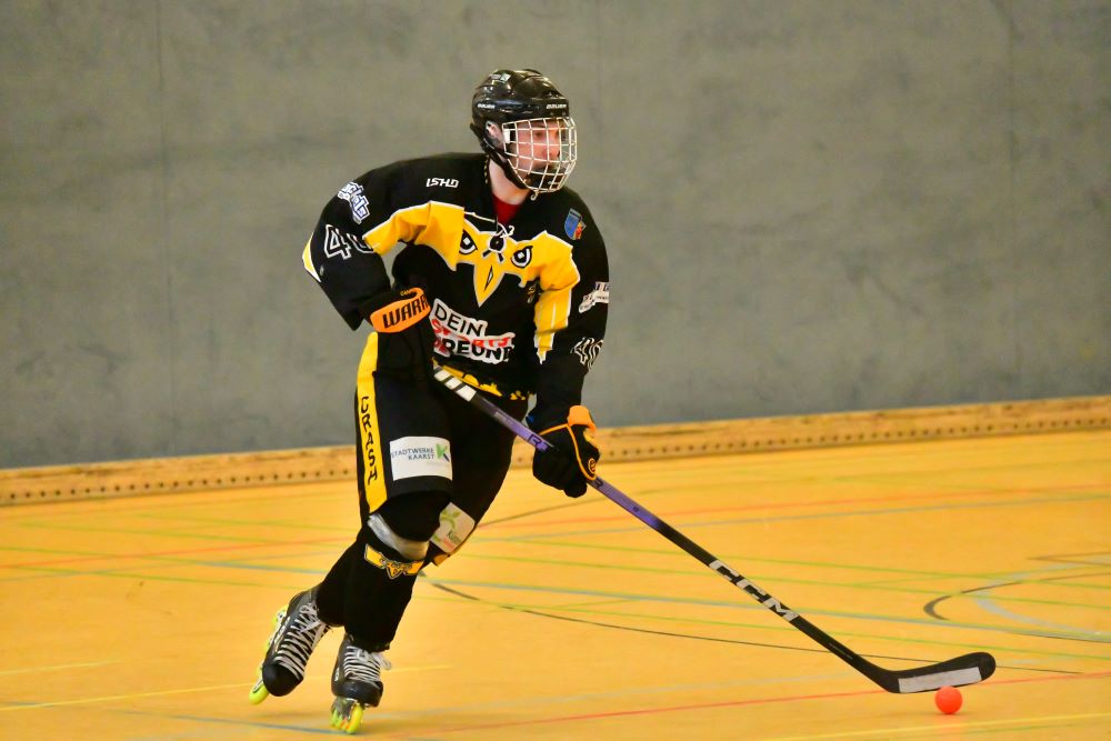 80 Minuten Spannung bis unters Dach. Erste Herren gewinnen erstes Halbfinale mit 9:5 (1:1/1:2/2:1) n.V. gegen den Crefelder SC